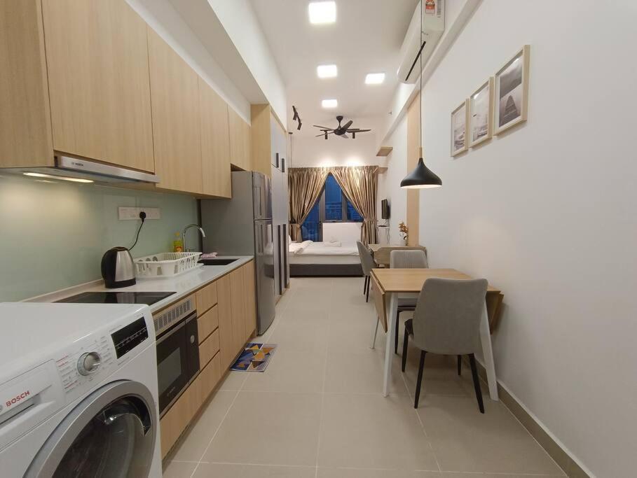 Apartament Cl 27A Insta Klcc View & Infinity Pool View Kuala Lumpur Zewnętrze zdjęcie